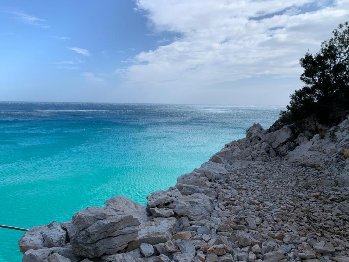 Casa M&M Lägenhet Cala Gonone Exteriör bild