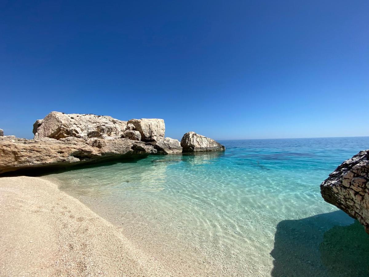Casa M&M Lägenhet Cala Gonone Exteriör bild
