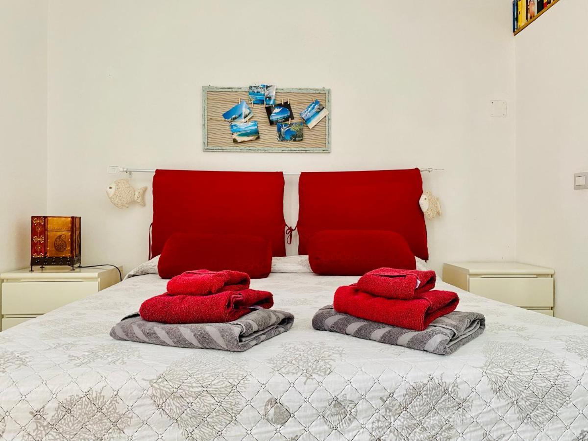 Casa M&M Lägenhet Cala Gonone Exteriör bild