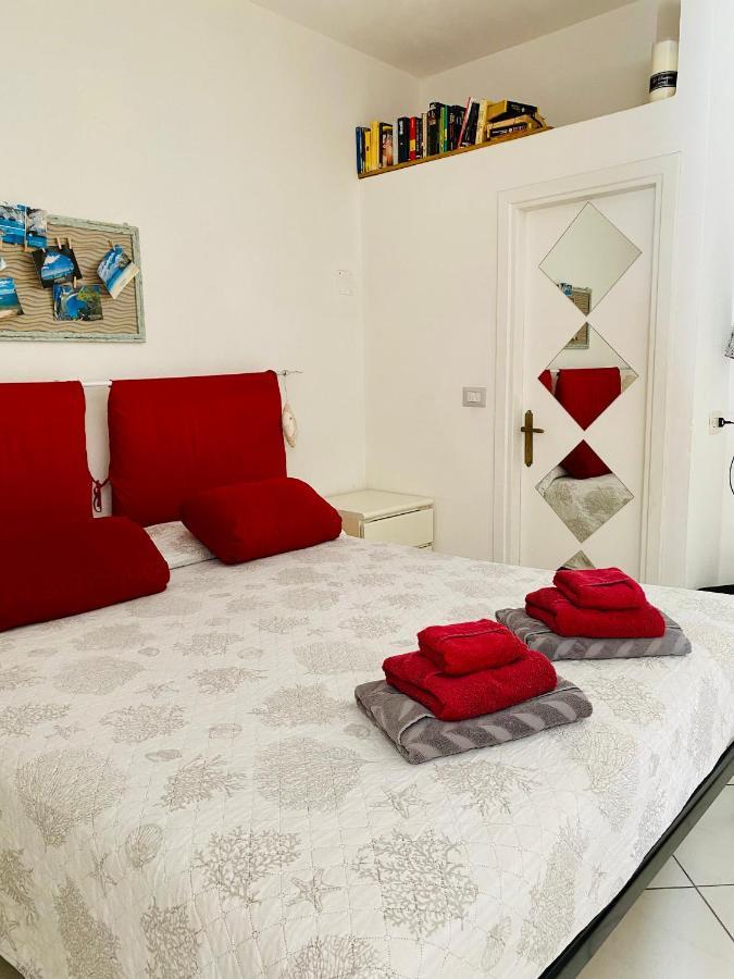 Casa M&M Lägenhet Cala Gonone Exteriör bild