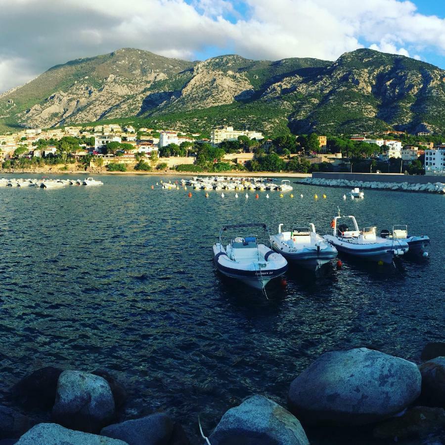 Casa M&M Lägenhet Cala Gonone Exteriör bild