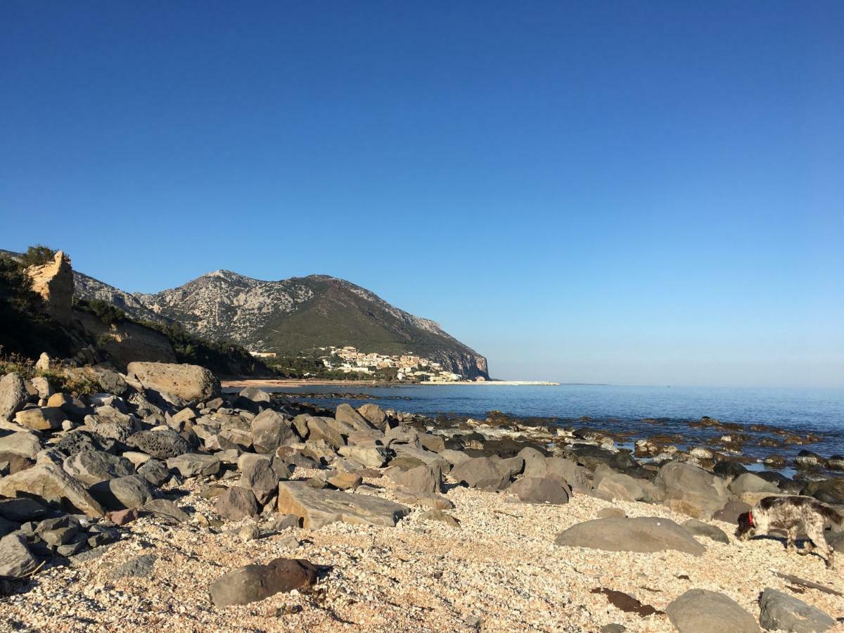 Casa M&M Lägenhet Cala Gonone Exteriör bild